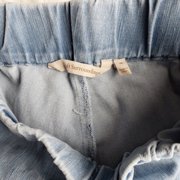 Soft Surroundings Embellished Banded Jeans Blue M - Picture 4 of 4